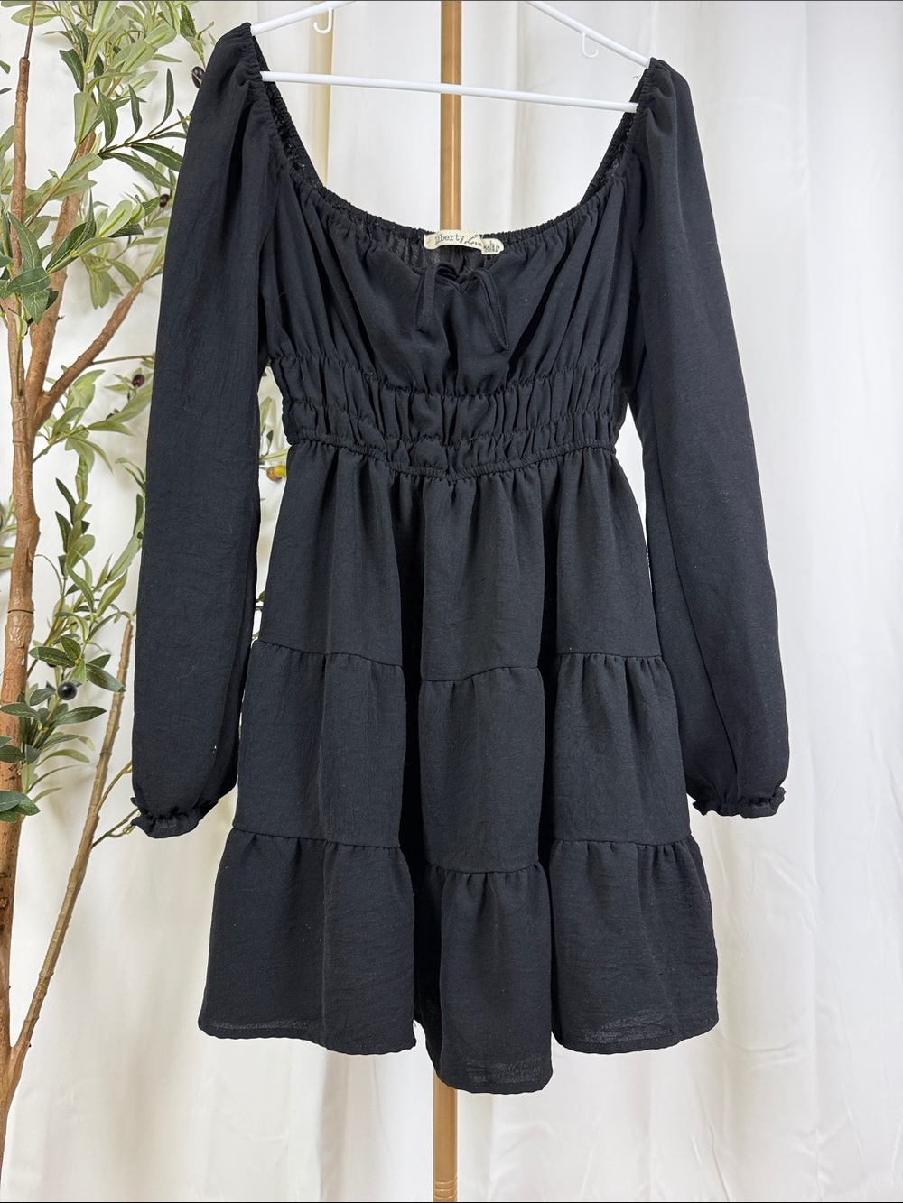 Liberty Love Black Smocked Waist Tie-Front Mini Sz L (DJ5)